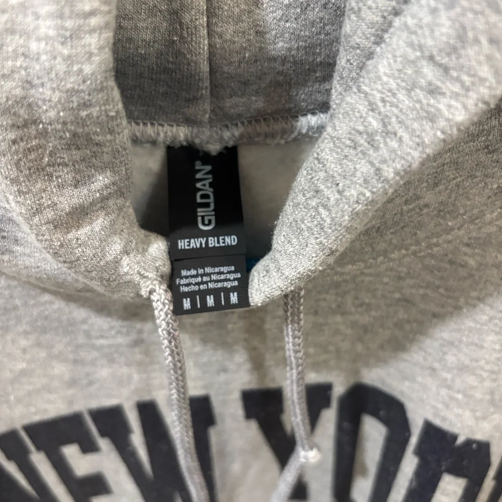 Gildan Gray New York Hoodie - Picture 2 of 3
